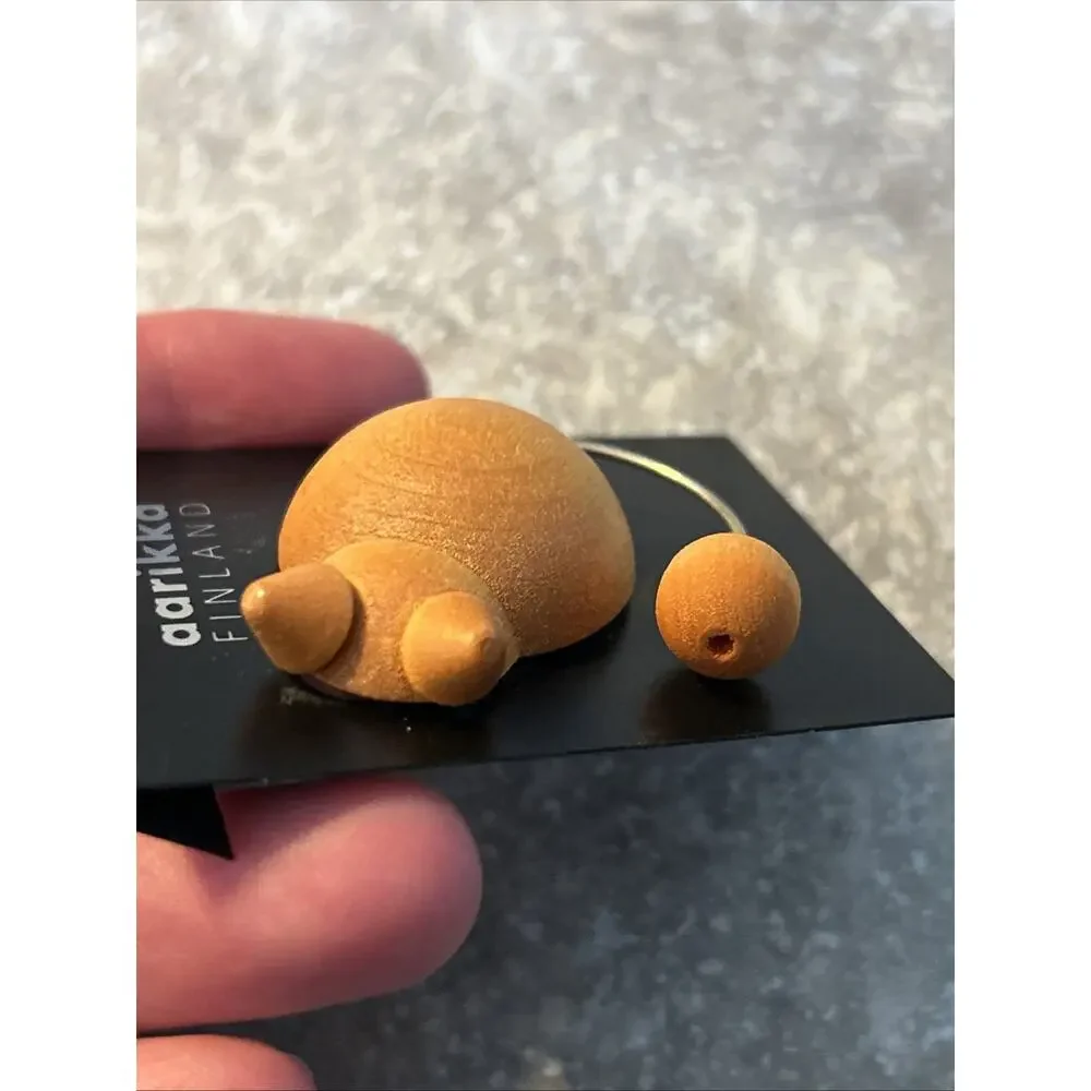 Vtg AARIKKA Finland Orange Tan Wooden Cat Kitten Pin Brooch Minimalist